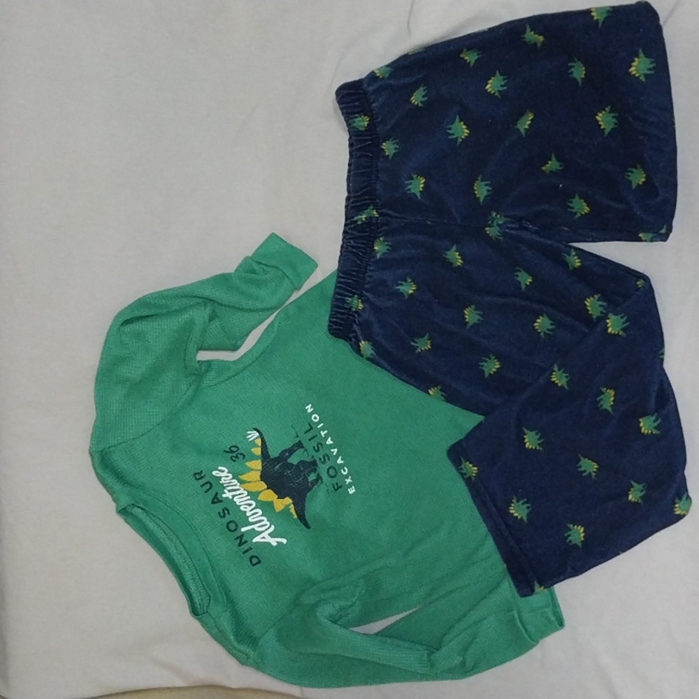 Carter's 'Dinosaur Adventure' pajamas 4T